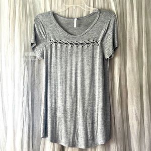 ⭐️ Active USA gray short sleeve scoop neck relaxed fit tee laced across chest S
